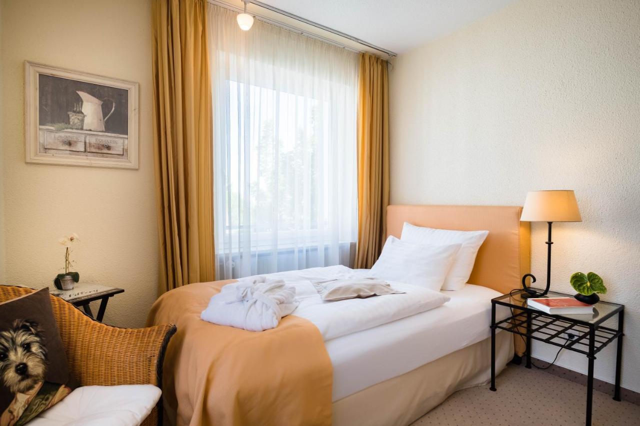 Hotel Zur Muehle Paderborn Exteriör bild