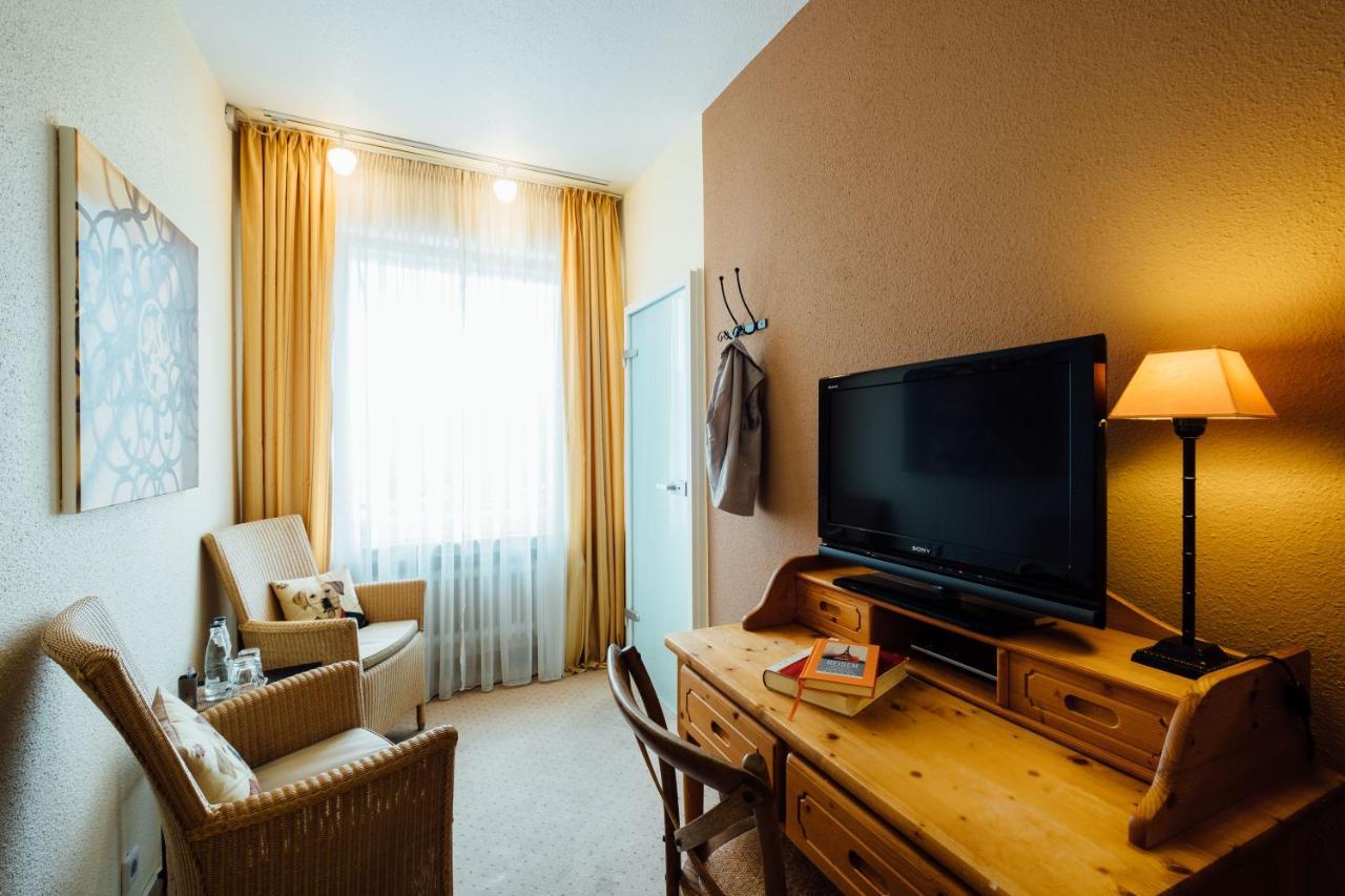 Hotel Zur Muehle Paderborn Exteriör bild